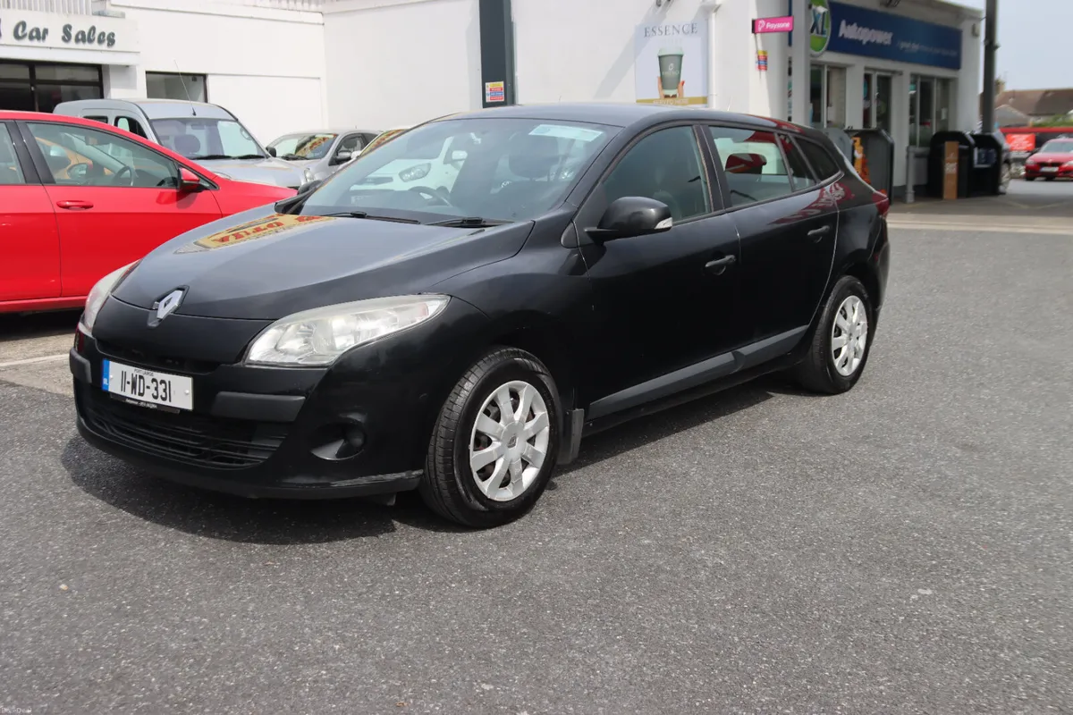 2011 Renault Megane Grand Tour Estate 1.5DCi - Image 1