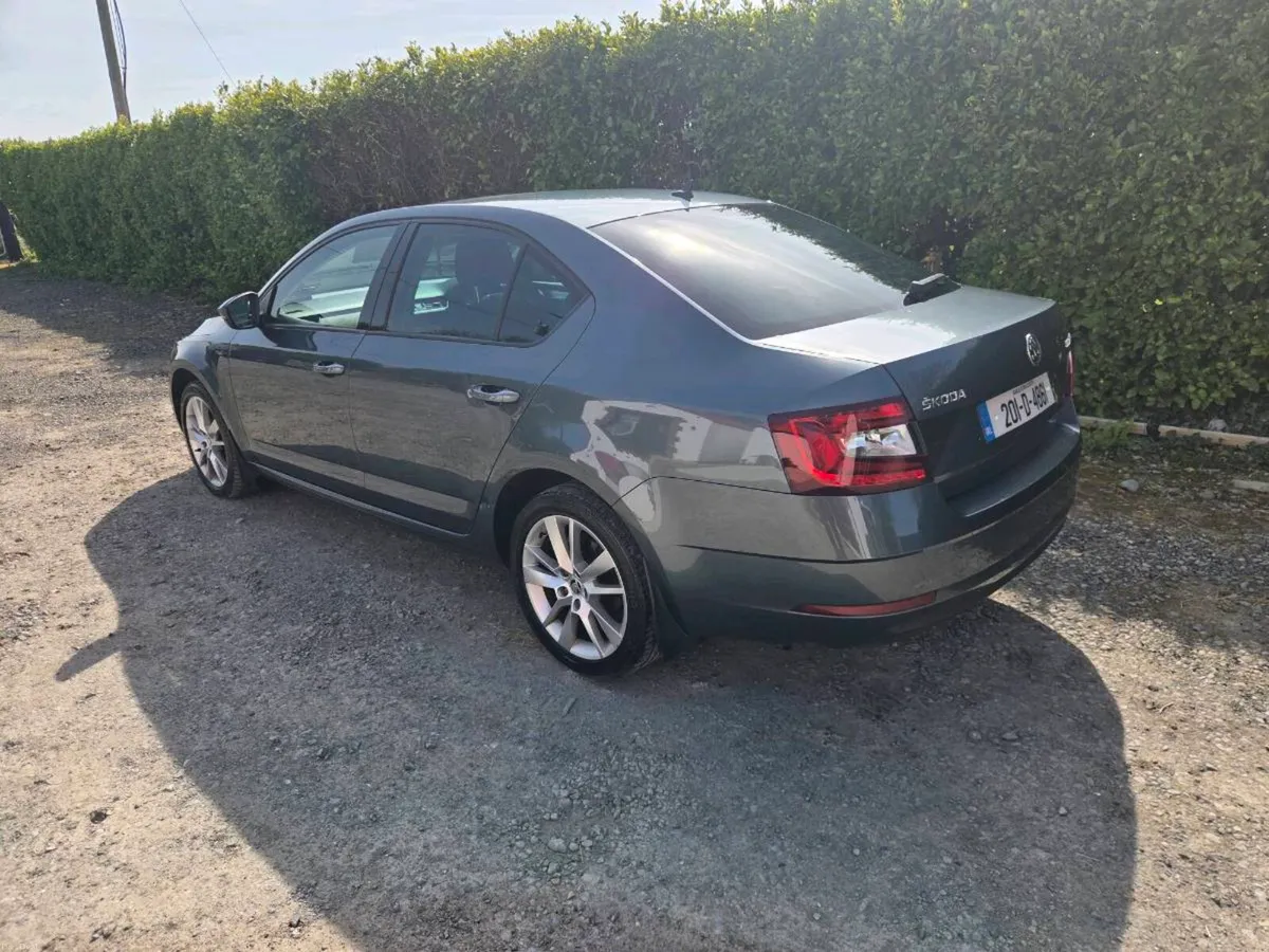 2020 Skoda Octavia - Image 3