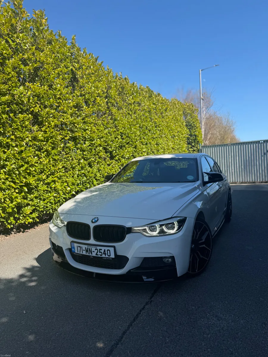 2017 BMW 320d M SPORT SHADOW EDITION - Image 3
