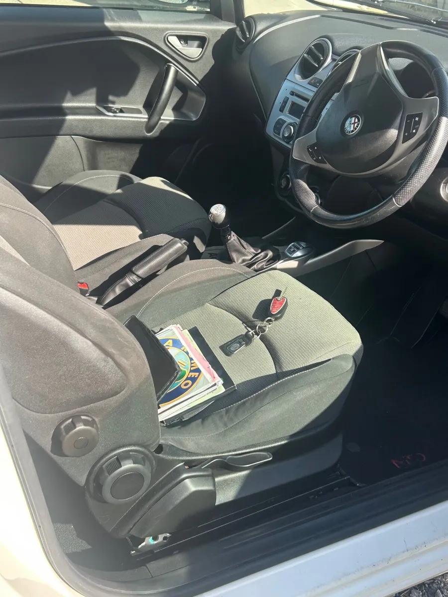 Alfa Romeo Mito 2011 - Image 3