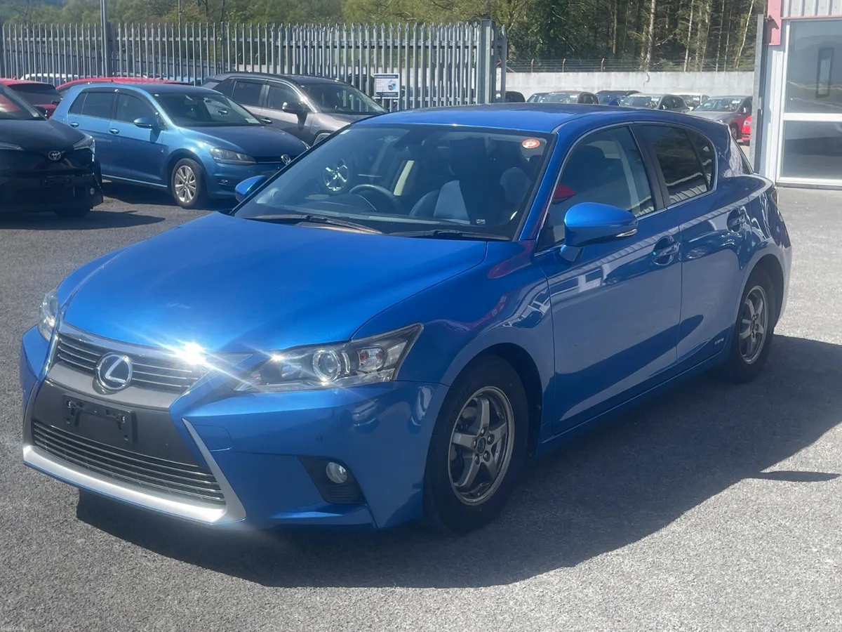 2017-2 Lexus CT 200H - Image 3