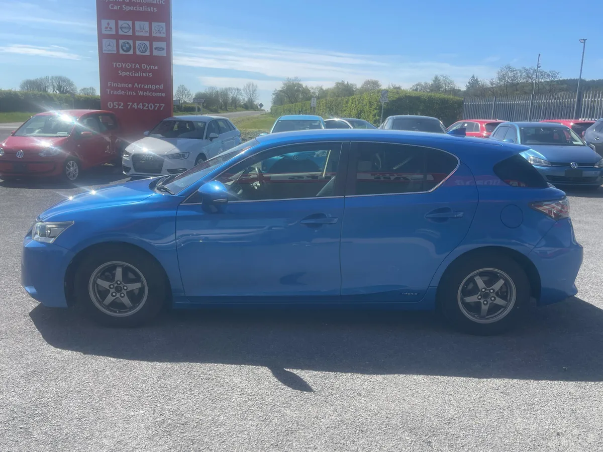 2017-2 Lexus CT 200H - Image 4