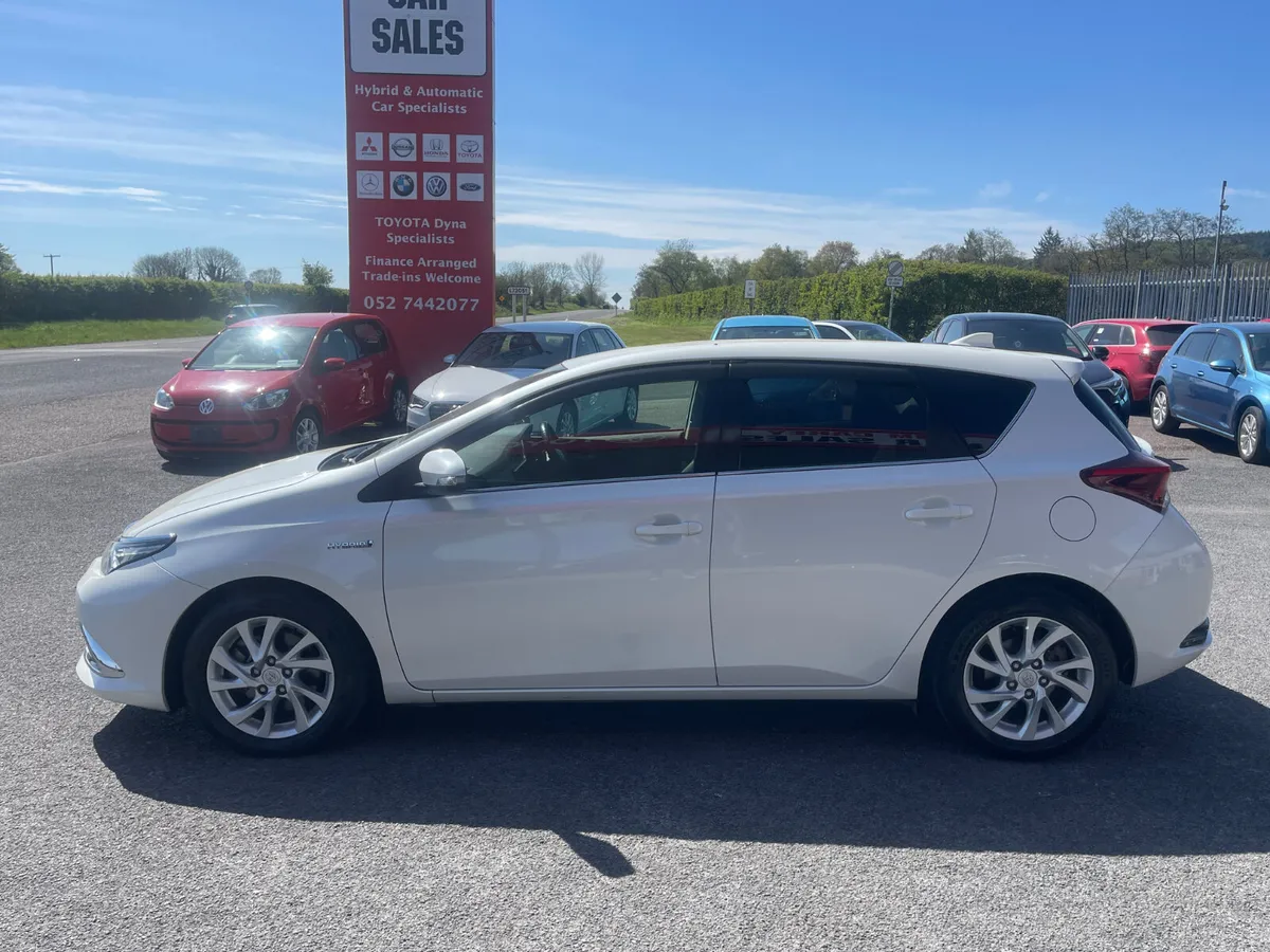 Toyota Auris 2016 - Image 4