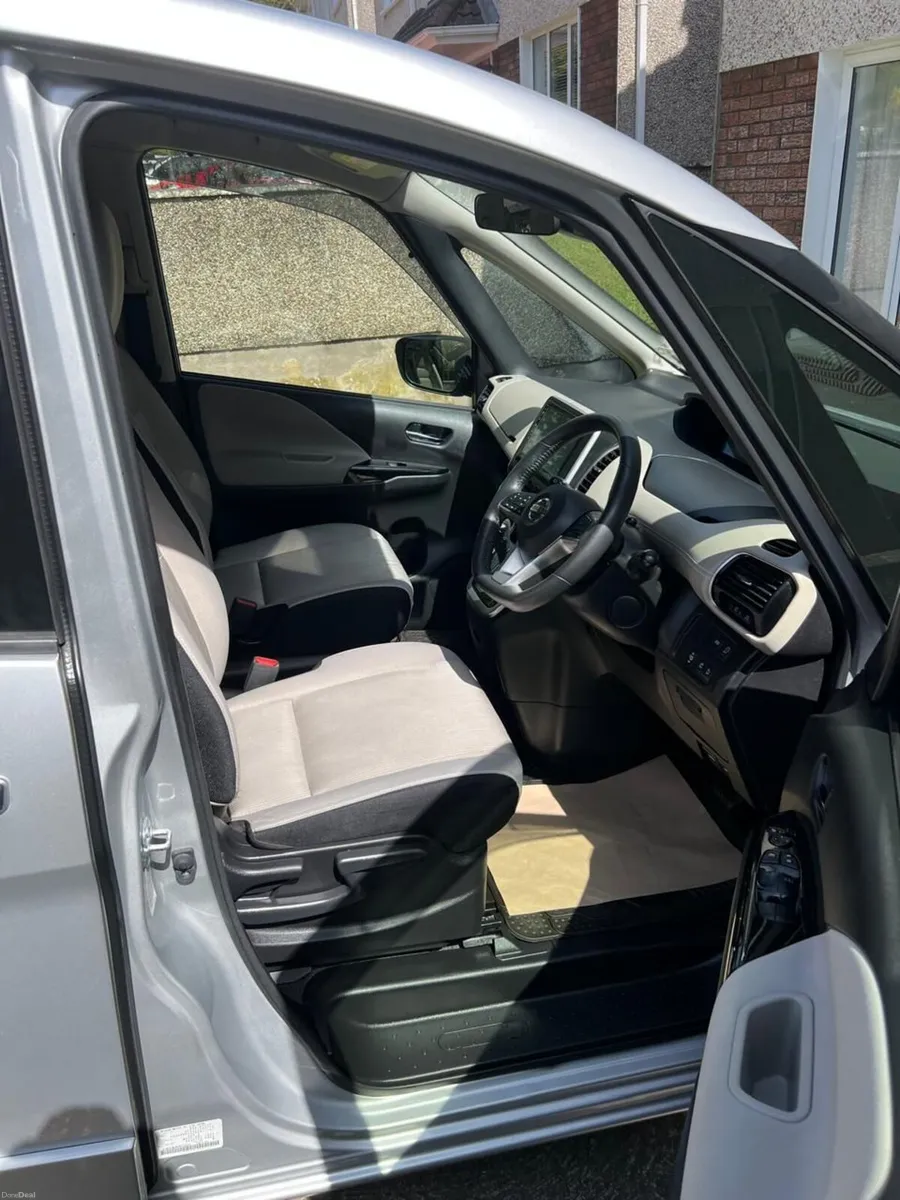 Nissan Serena Highway Star 2017 - Image 4