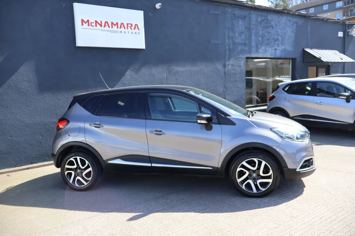 Renault Captur Signature Huge Spec 24 Month NCT! - Image 2