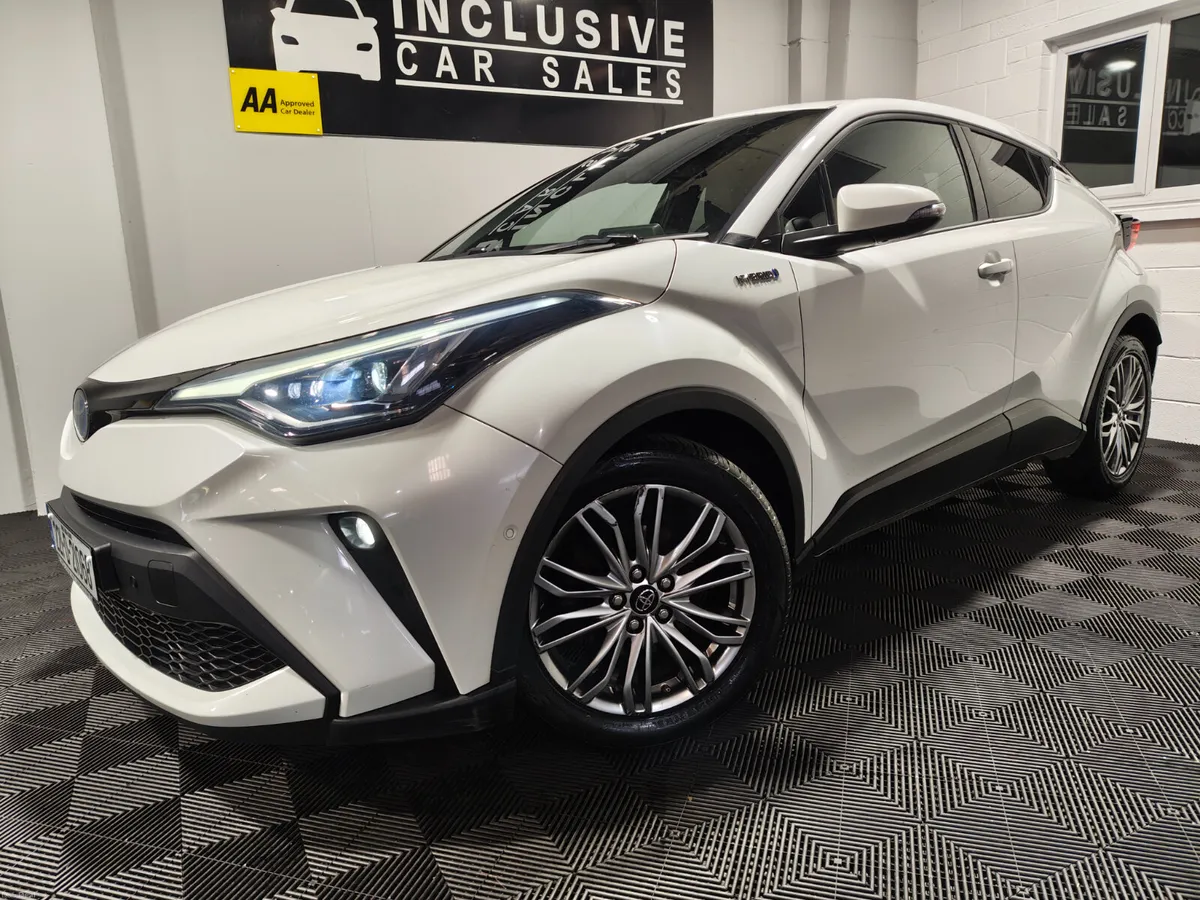 Toyota C-HR 2022 SOL SPEC AUTOMATIC 1.8 PETROL HYB - Image 1