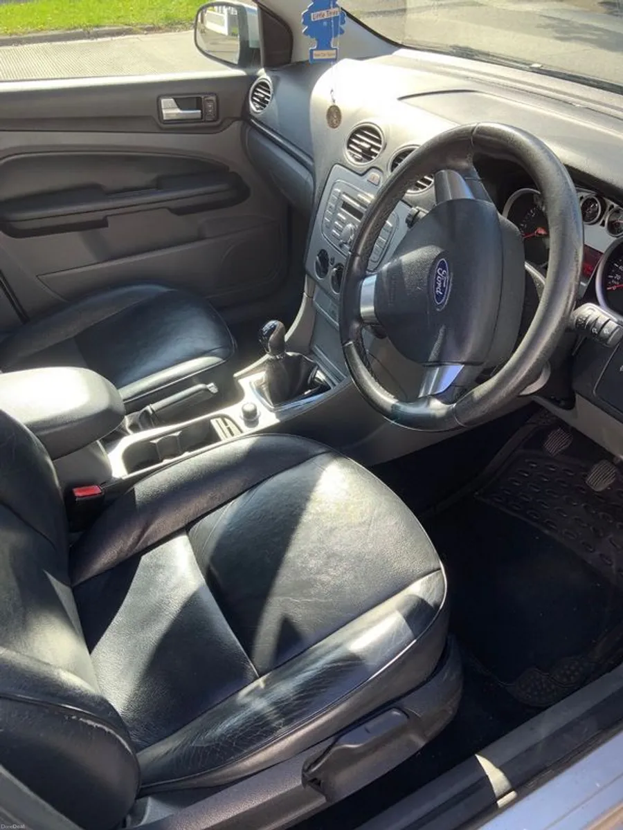 2008 Ford Focus - Image 4