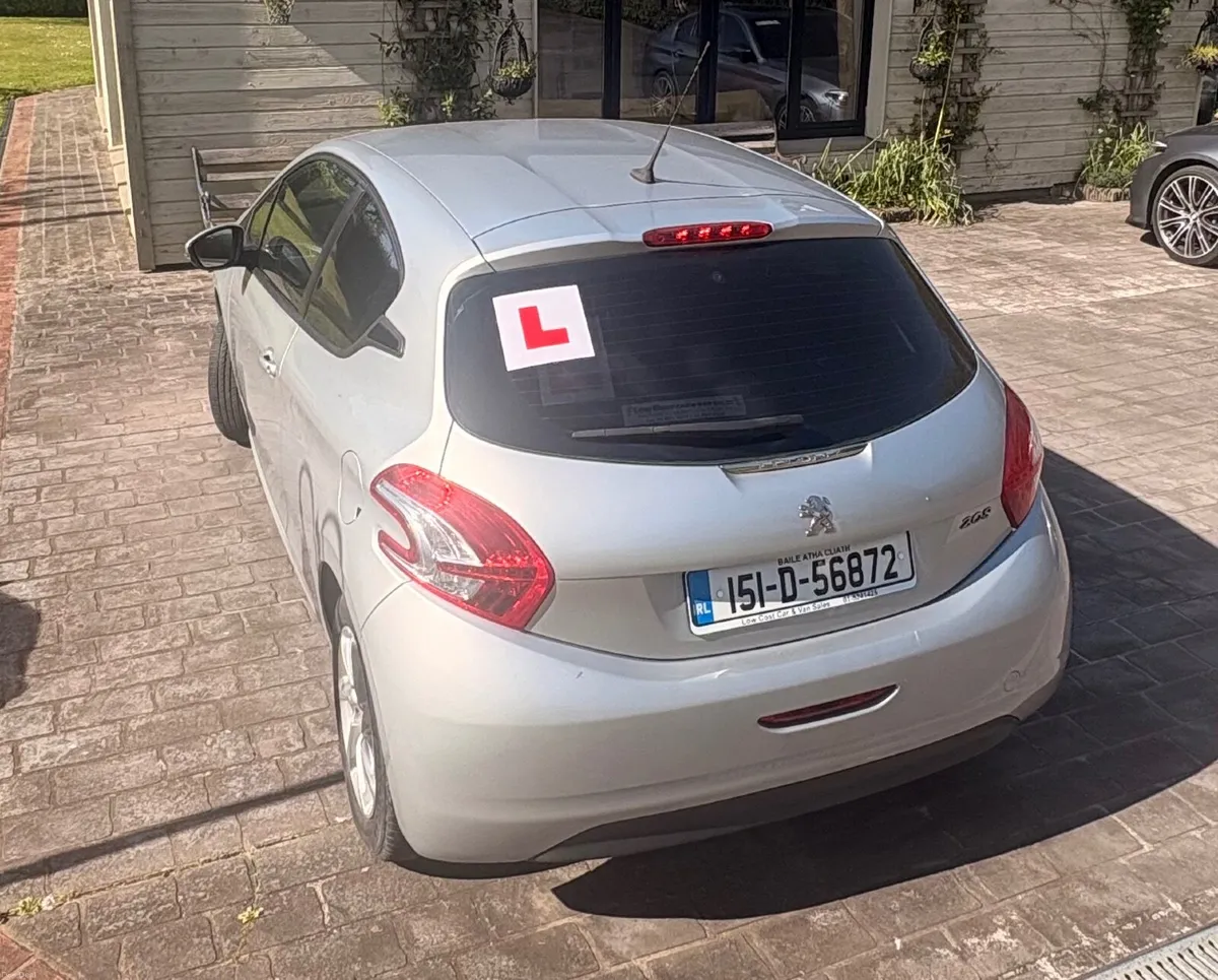 Peugeot 208 VTI nct 01/27 - Image 2