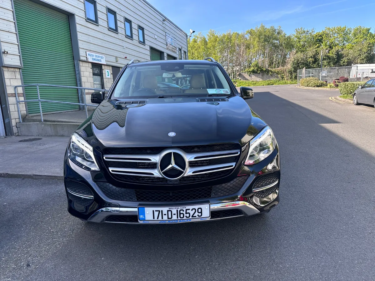 Mercedes-Benz GLE250D 4Matic, 2017 - Image 3