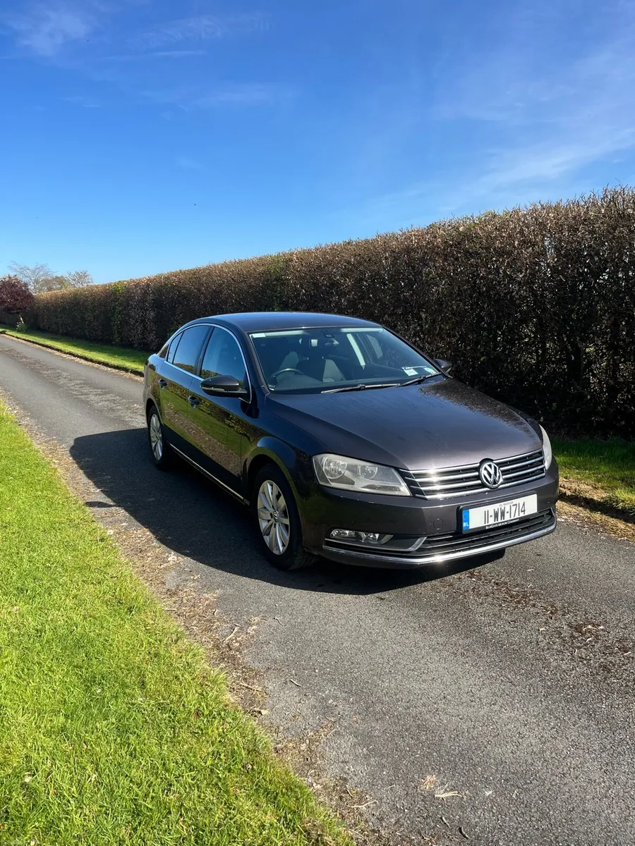 2011 Volkswagen Passat Comfertline - Image 1
