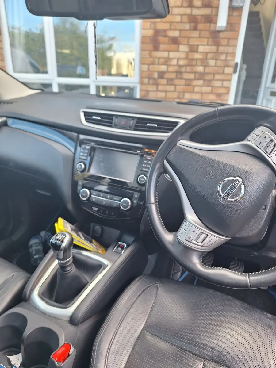 Nissan Qashqai 2015 - Image 1