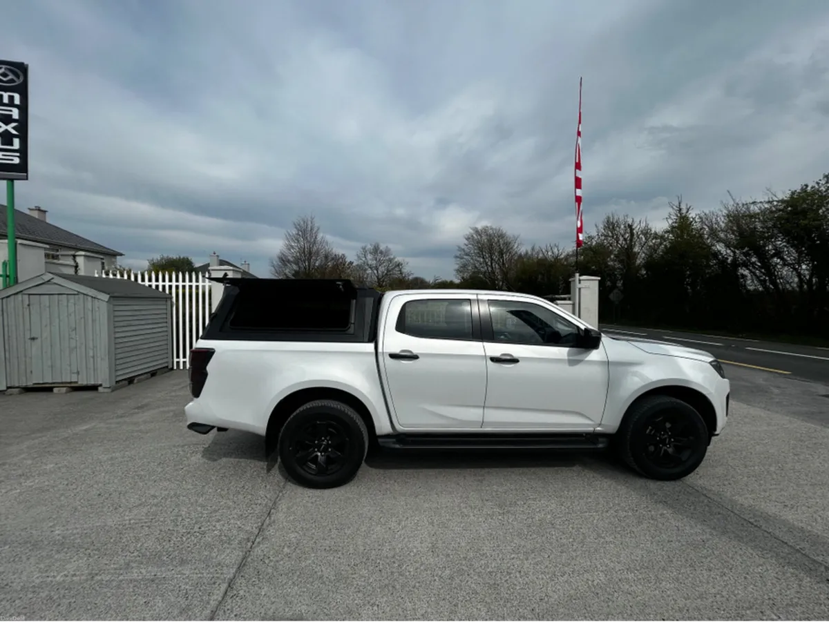 Isuzu D-Max LSE AUTO €333 ROAD TAX - Image 3