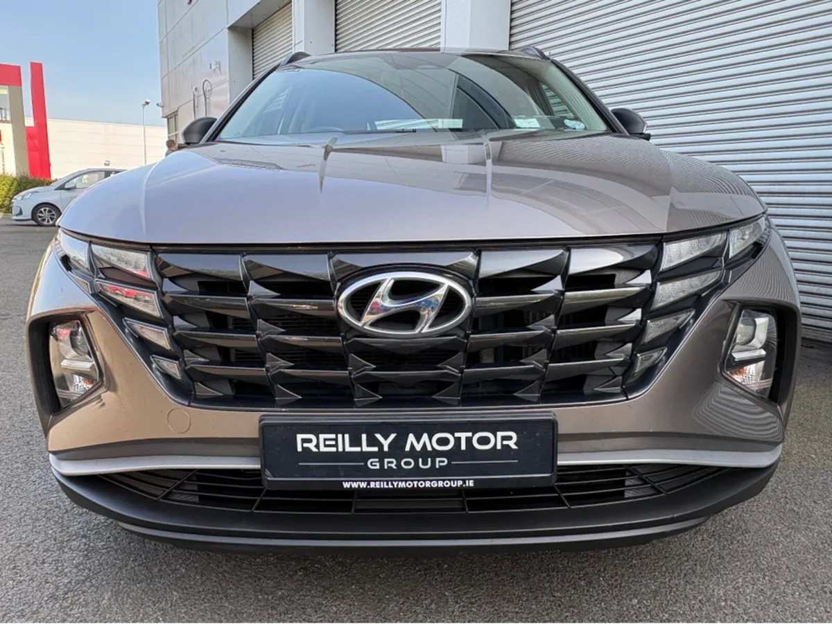 Hyundai Tucson 1.6 DIESEL EXECUTIVE - Image 2