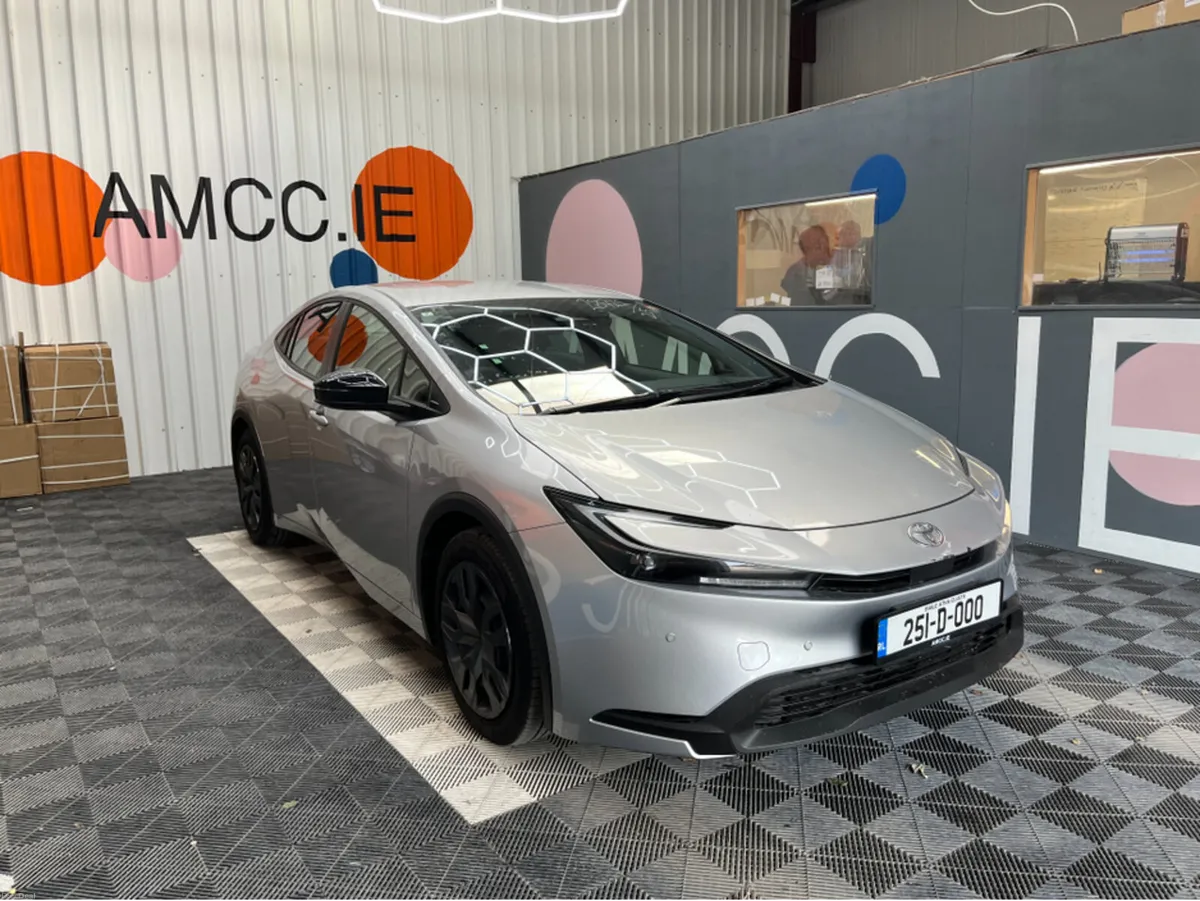 Toyota Prius €33950 2025 TOYOTA PRIUS X 1.8 AUTOMA - Image 1