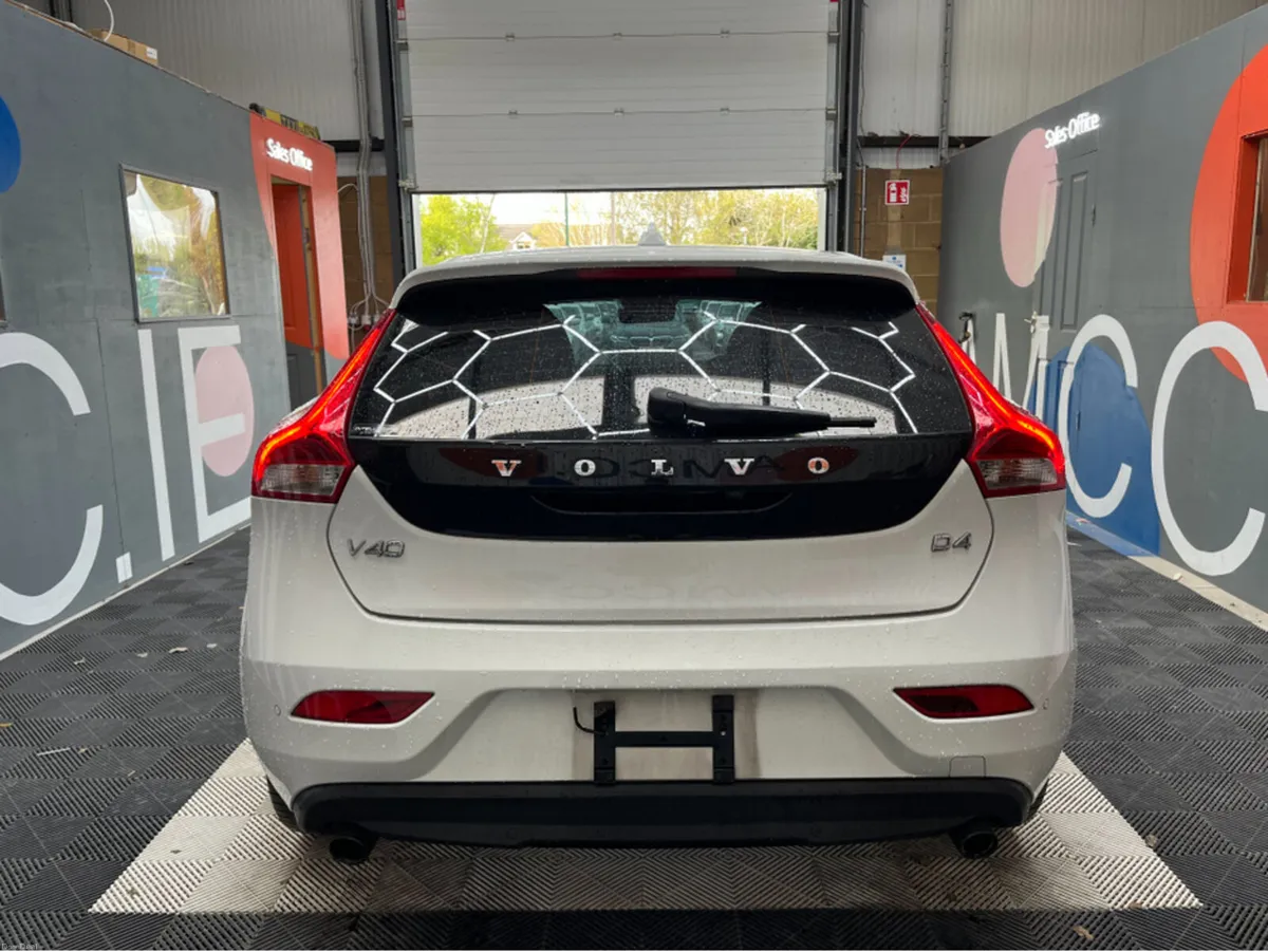 Volvo V40 €12950 2016 VOLVO V40 2.0 AUTOMATIC / CR - Image 3