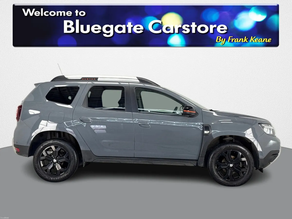 Dacia Duster SE EXTREME TCE**HALF LEATHER INTERIOR - Image 3