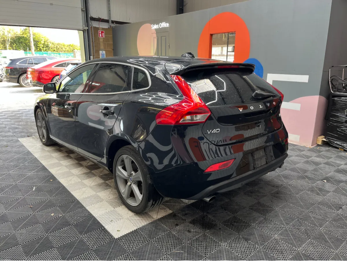 Volvo V40 €11950 2015 VOLVO V40 T4 1.6 AUTOMATIC / - Image 4