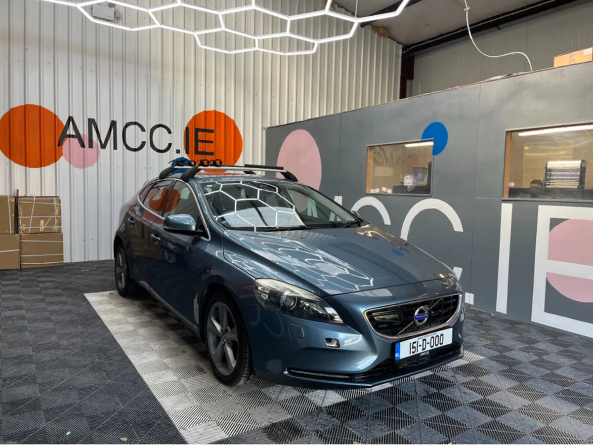 Volvo V40 €11950 2015 VOLVO V40 T4 1.6 AUTOMATIC / - Image 1