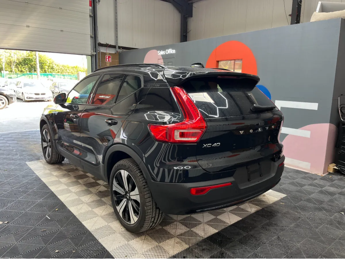 Volvo XC40 2022 VOLVO XC40 RECHARGE PLUS SINGLE MO - Image 4