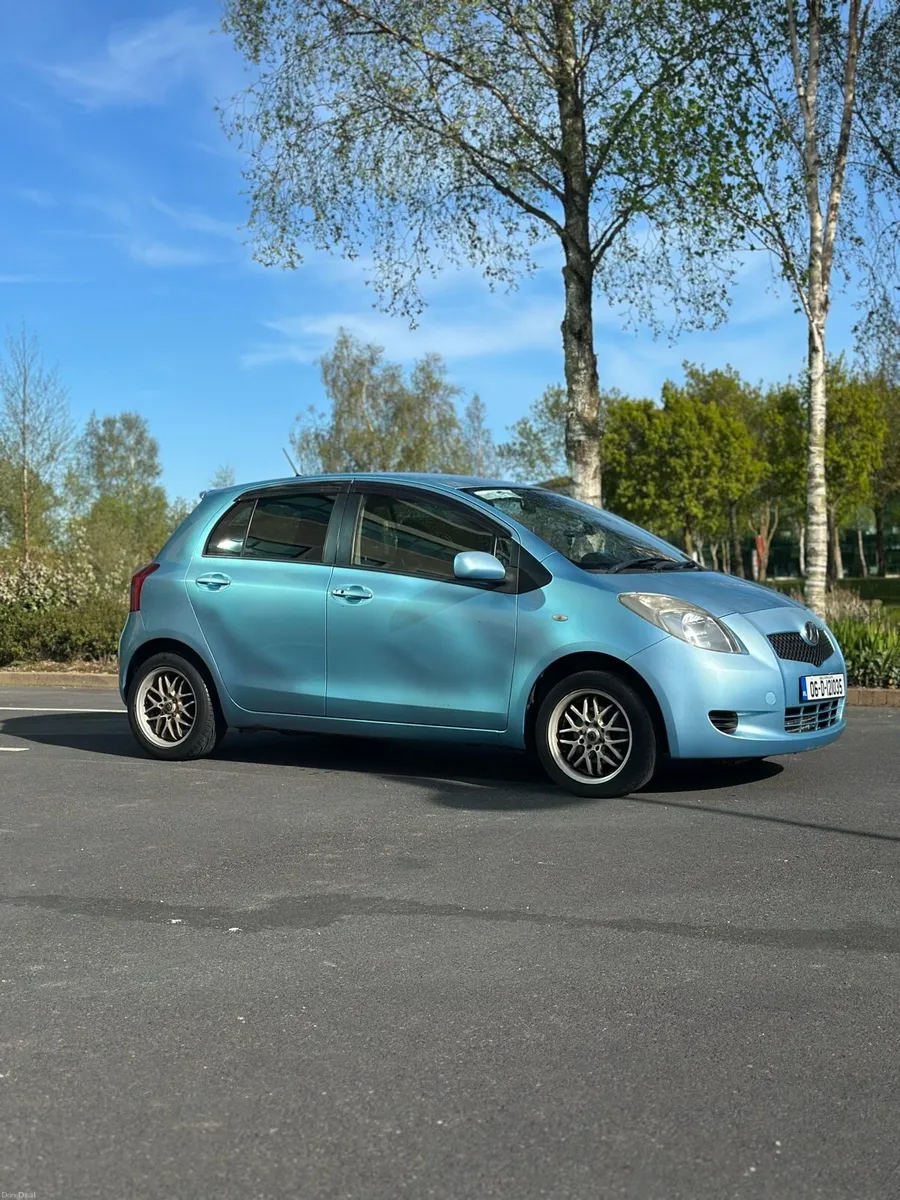 Toyota Yaris/Vitz Auto 01/27 NCT 04/26 LOW MLS - Image 2