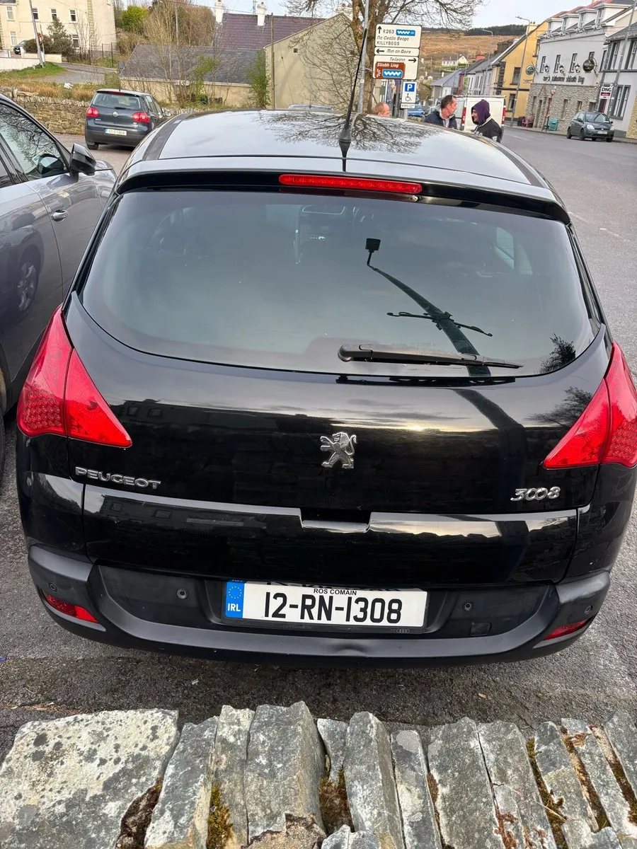 Peugeot 3008 2012, 1.6 Diesel, automatic - Image 1