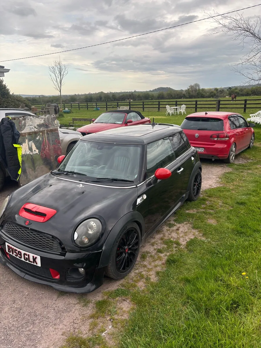 Mini Cooper s class - Image 2