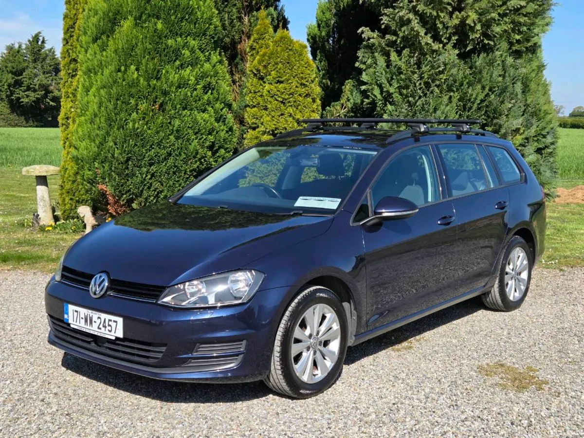 Very Low Mileage VW Golf 1.6Tdi S/W - Image 2