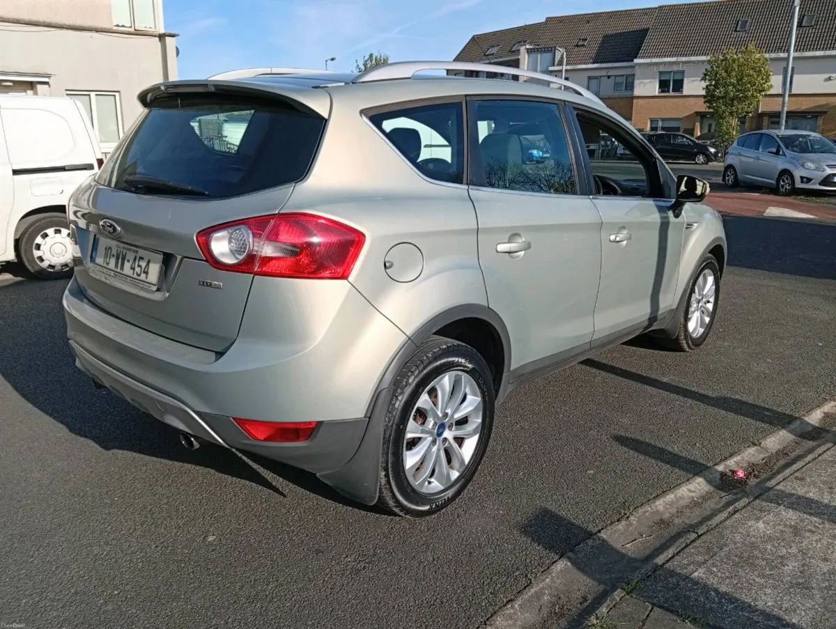 Ford Kuga - Image 4