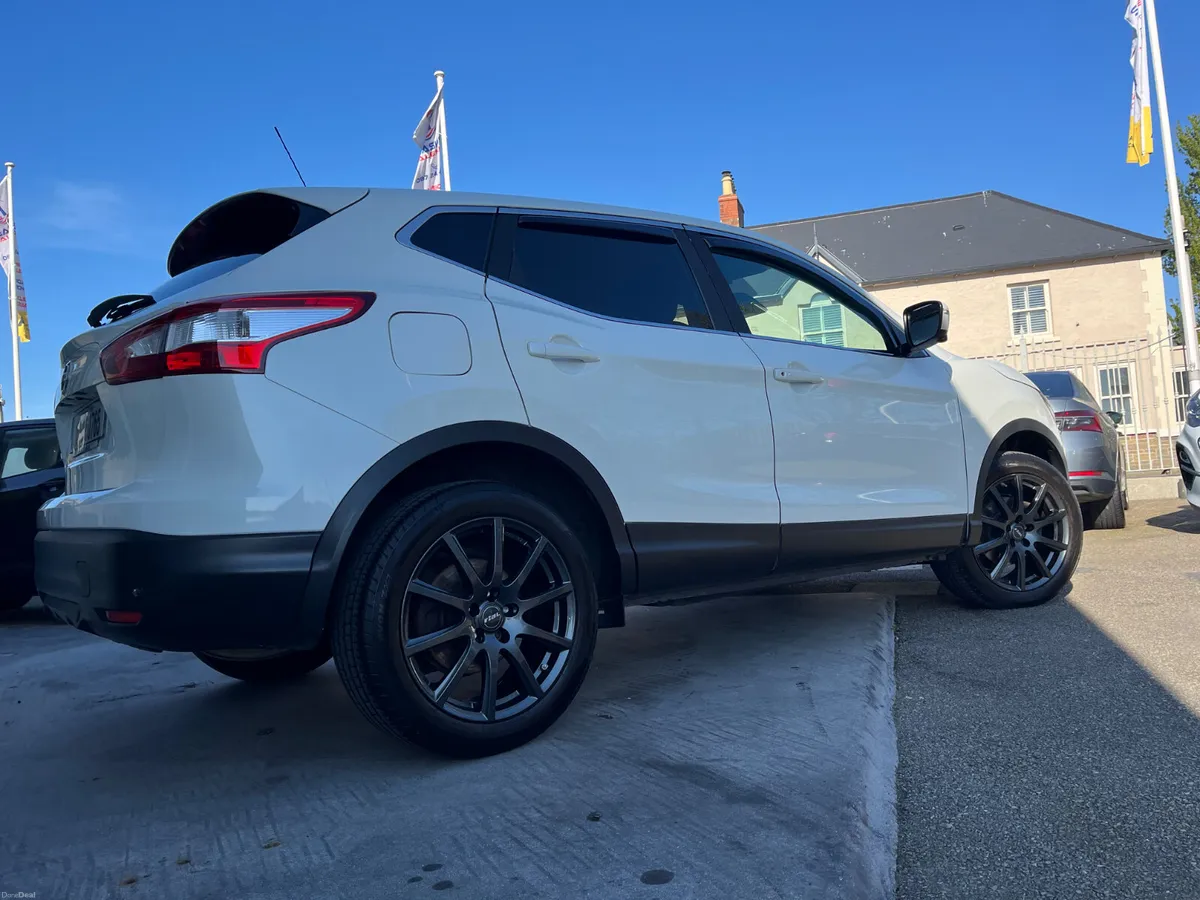 151 Nissan Qashqai 1.2 SVE - Image 4