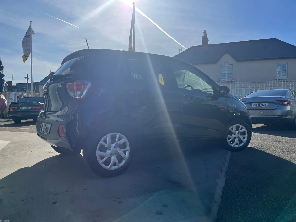 191 Hyundai i10 automatic - Image 4