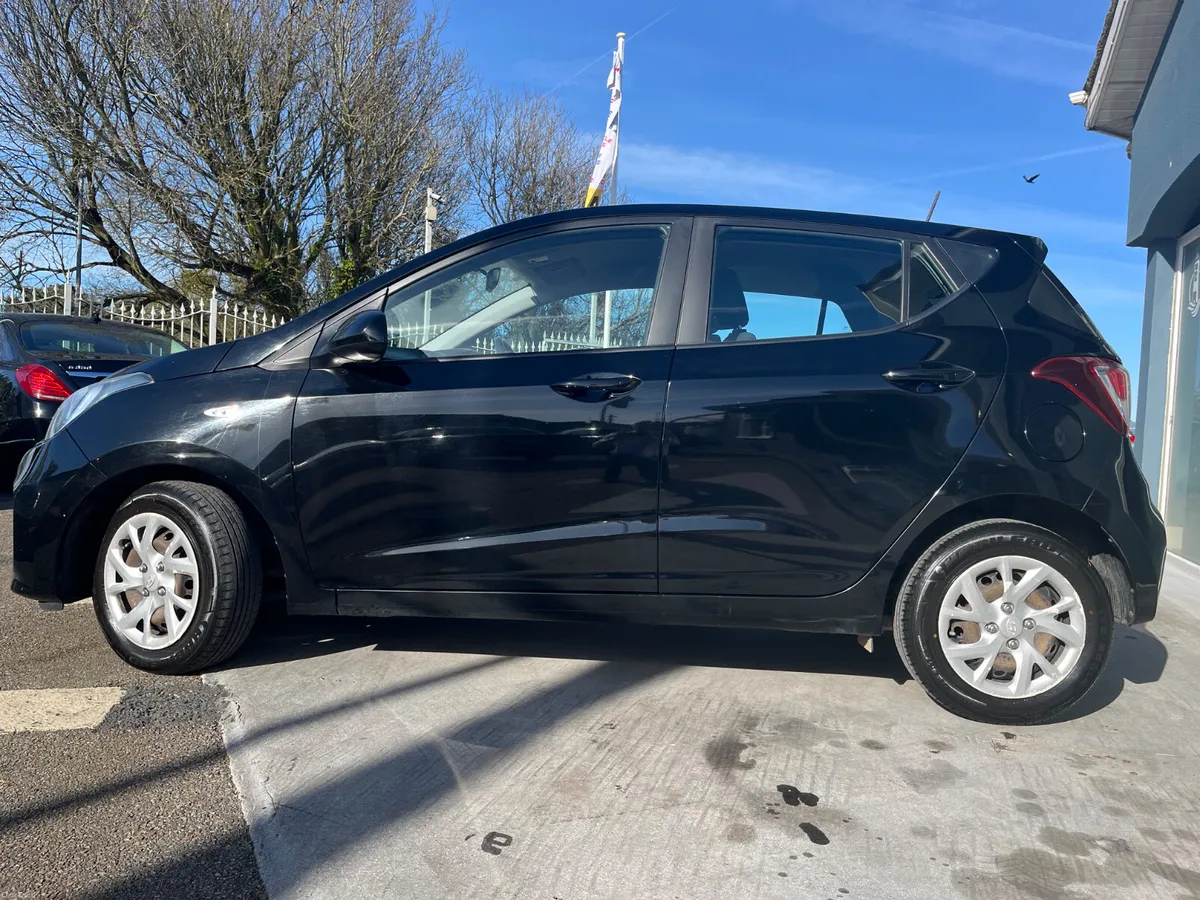 191 Hyundai i10 automatic - Image 2