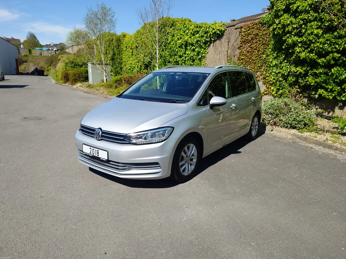 Volkswagen Touran 7 seater - Image 3