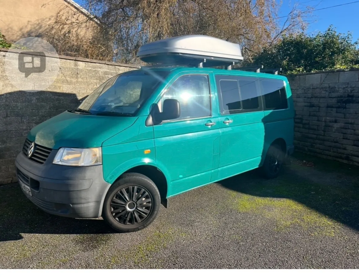 Volkswagen Transporter Shuttle  2006 9 seats - Image 2