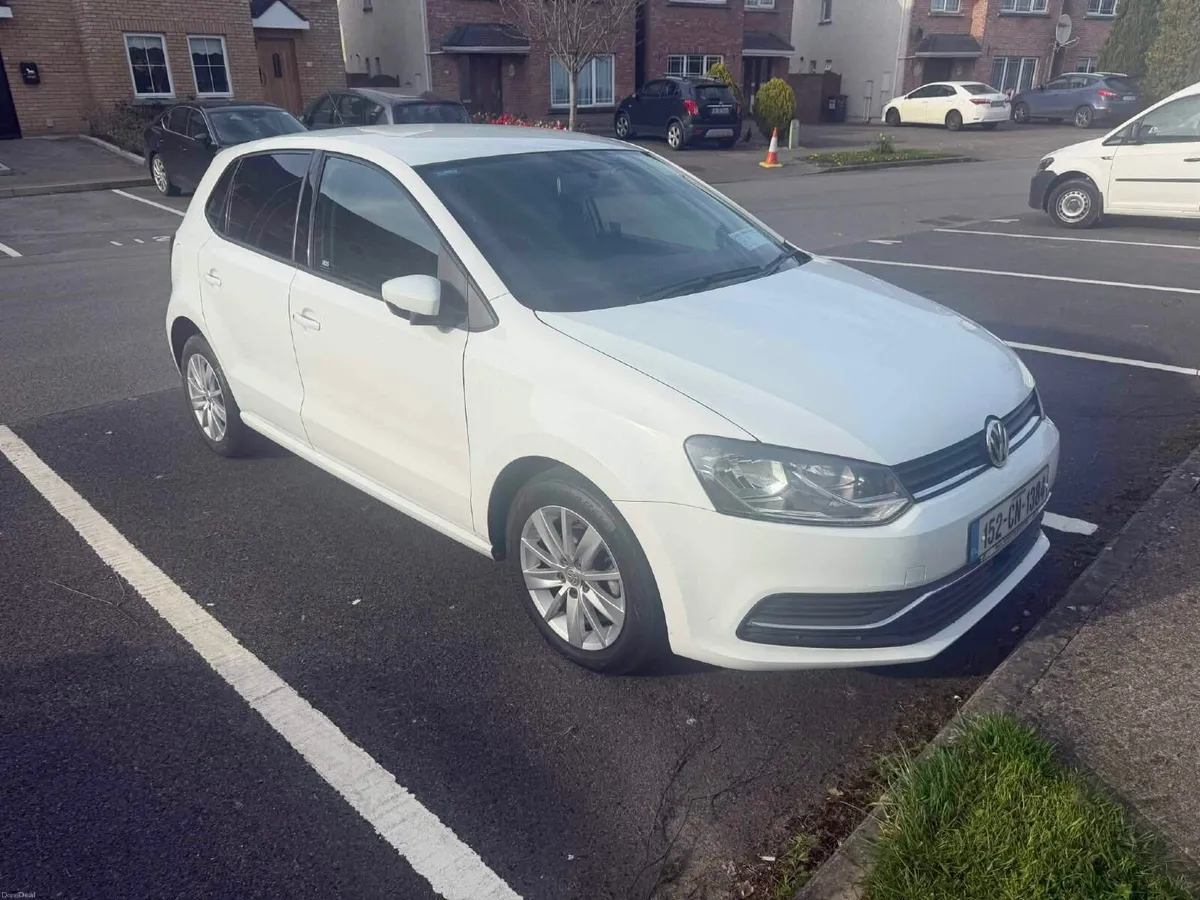 Volkswagen Polo 2015 - Image 2