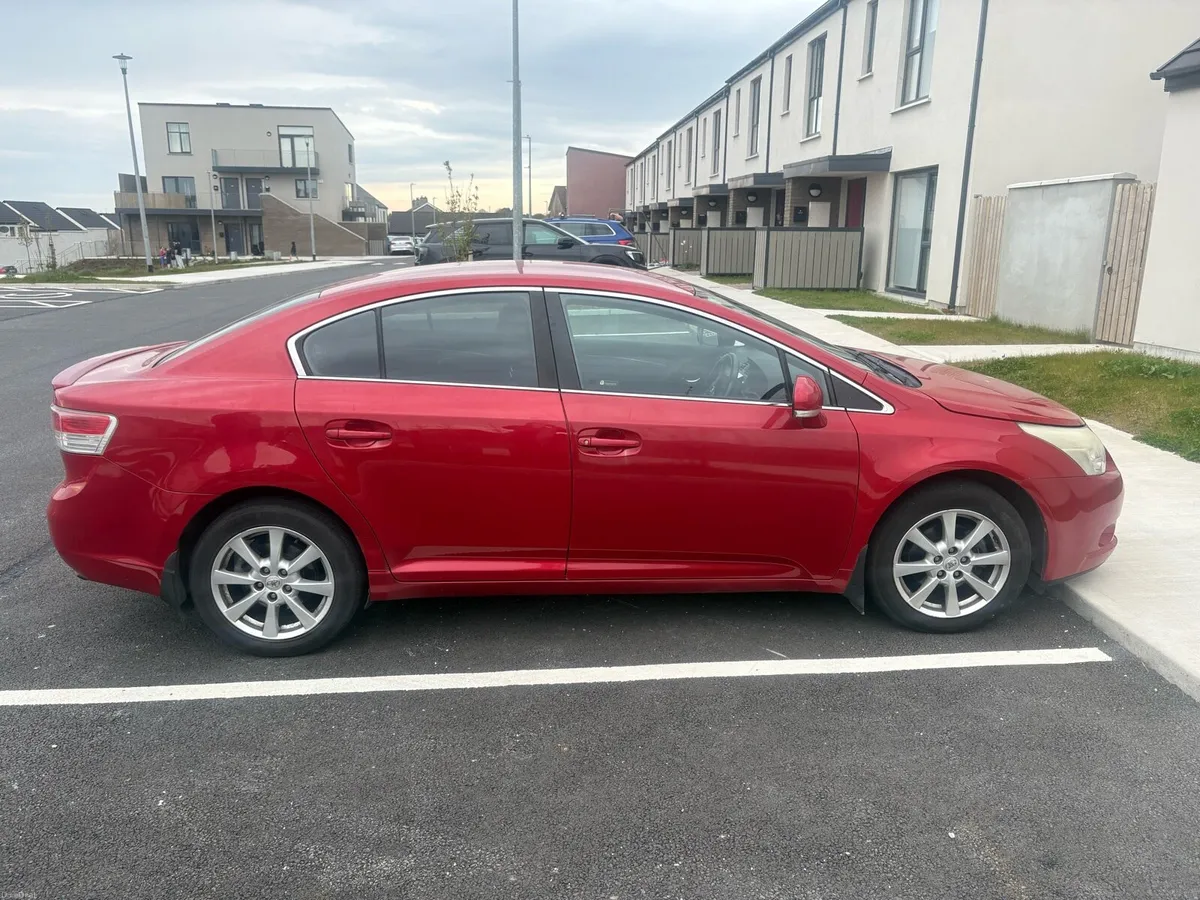2010 Toyota Avensis D4D - Image 3
