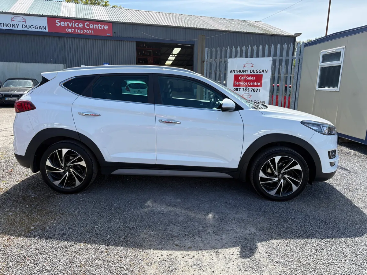 2019 Hyundai Tucson Executive plus - Image 2