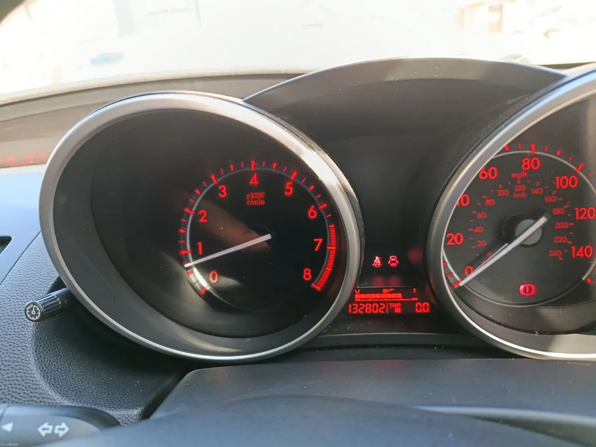 Mazda 3 Sport - Image 4