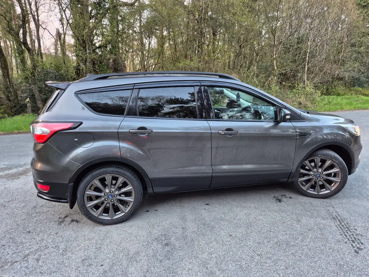 Ford Kuga 2019 - Image 3