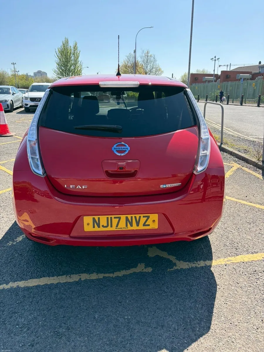 2017 Electric Nissan Leaf - Image 3