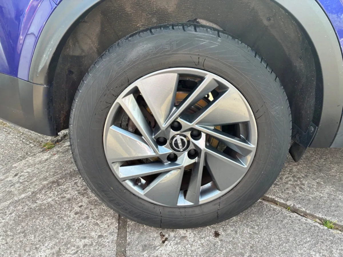 Nissan Qashqai QQ 1.3 HYB SV MY2.5 4DR - Image 3