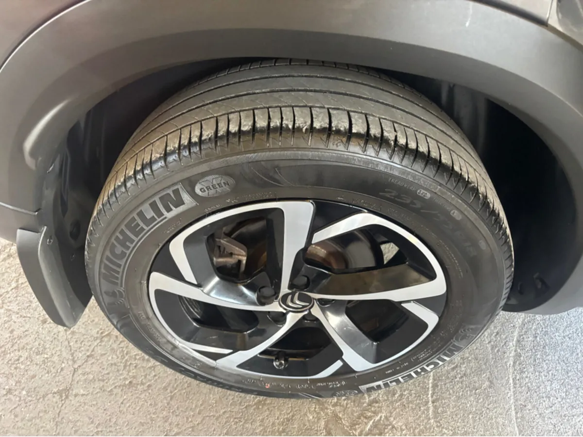 Citroen C5 Aircross FEEL PURETECH 130 4DR - Image 4