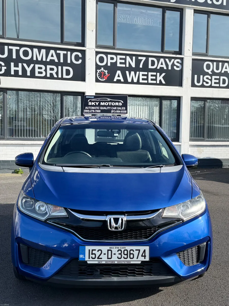 2015 Honda Fit 1.5 Hybrid Automatic,Too Specs - Image 2