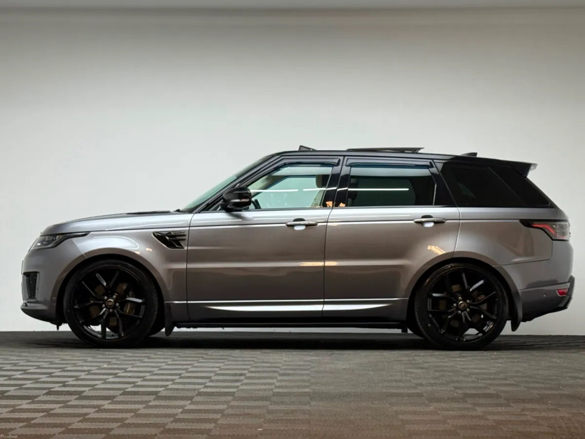Land Rover Range Rover Sport HSE P400E *PAN ROOF* - Image 4