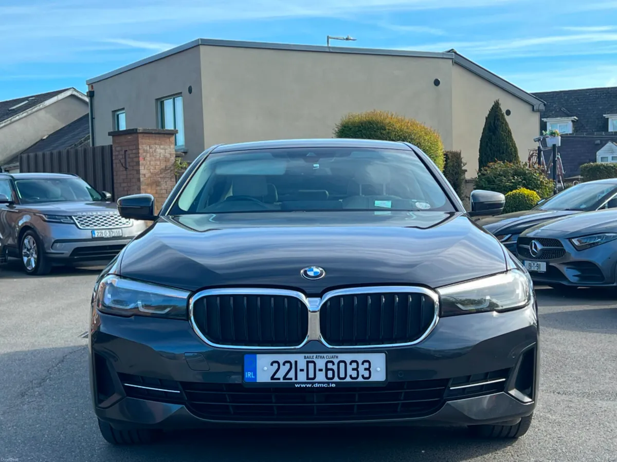 BMW 5-Series 520d XDRIVE SE AUTO *IRISH CAR & FSH* - Image 2