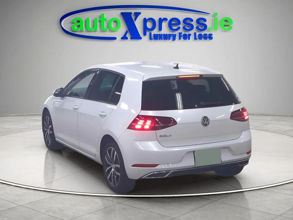 Volkswagen Golf 1.4 TSI HIGH LINE, Low mileage, Re - Image 3