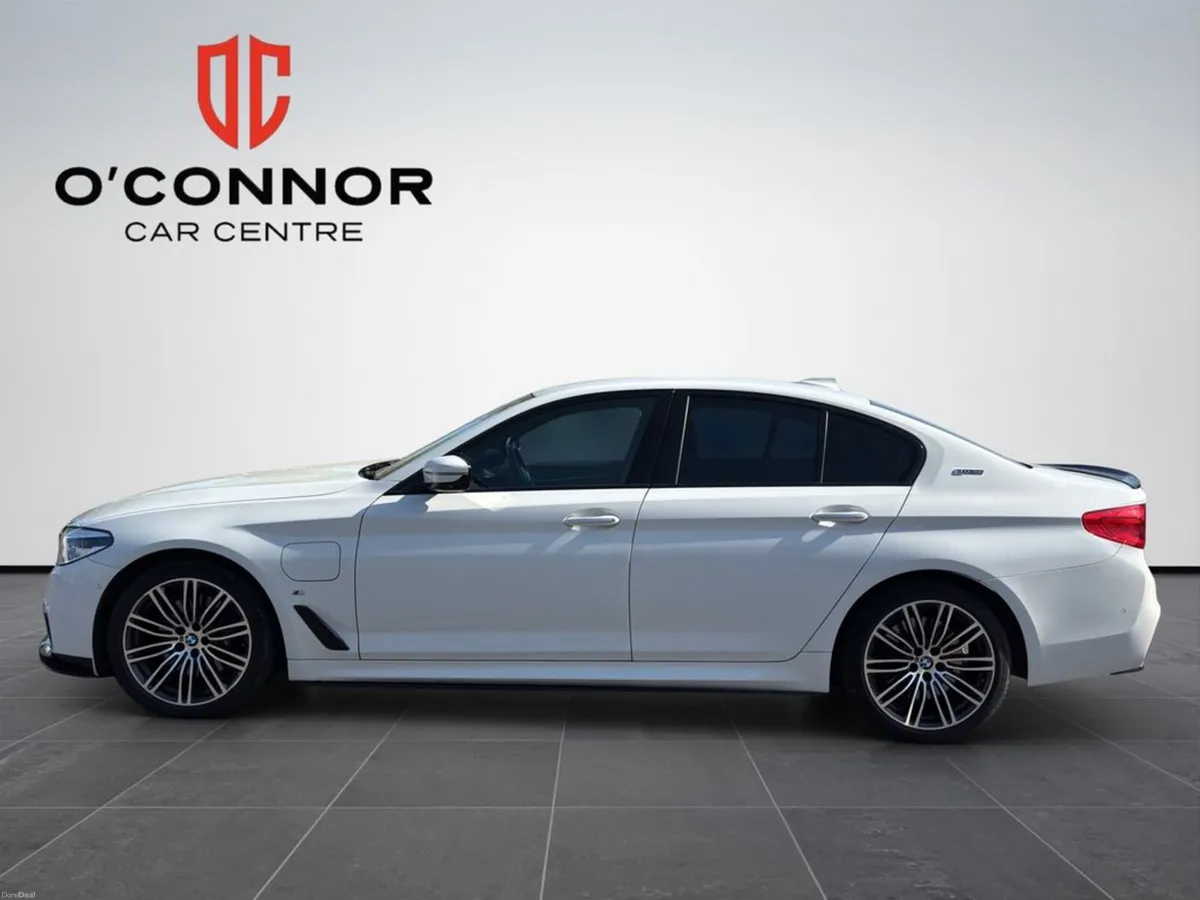BMW 5-Series BMW 530E M-SPORT "FINSIHED IN ALPINE - Image 4