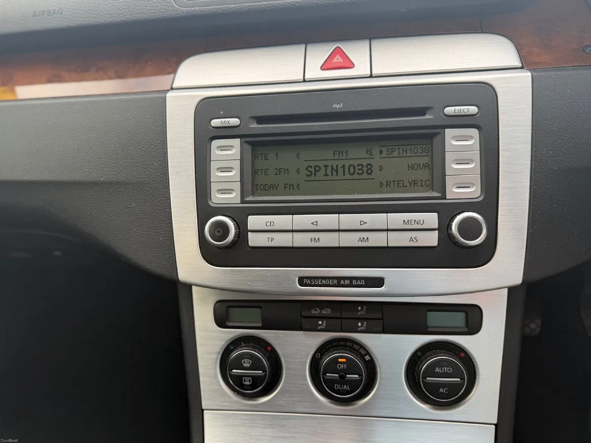 Volkswagen Passat 2008 - Image 4