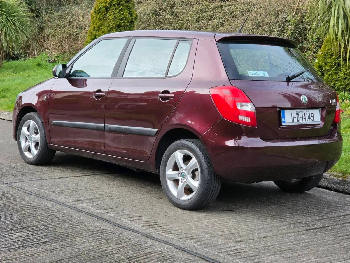 Skoda Fabia 1.2 petrol automatic/ IRISH CAR / low - Image 3