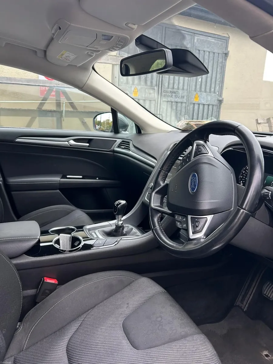 Ford Mondeo 2015 - Image 2