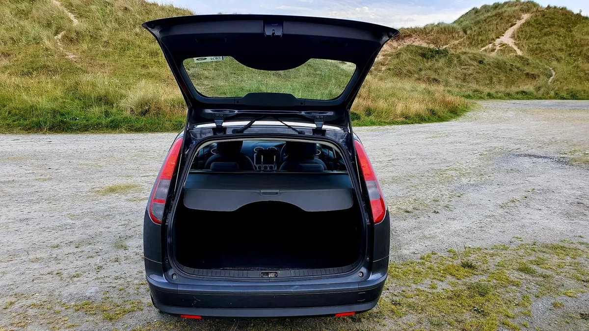 Ford Focus Estate 1.4 Petrol - Image 3